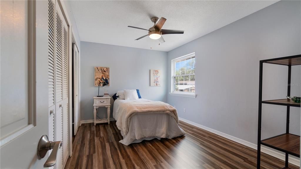 For Sale: $379,900 (3 beds, 3 baths, 2079 Square Feet)