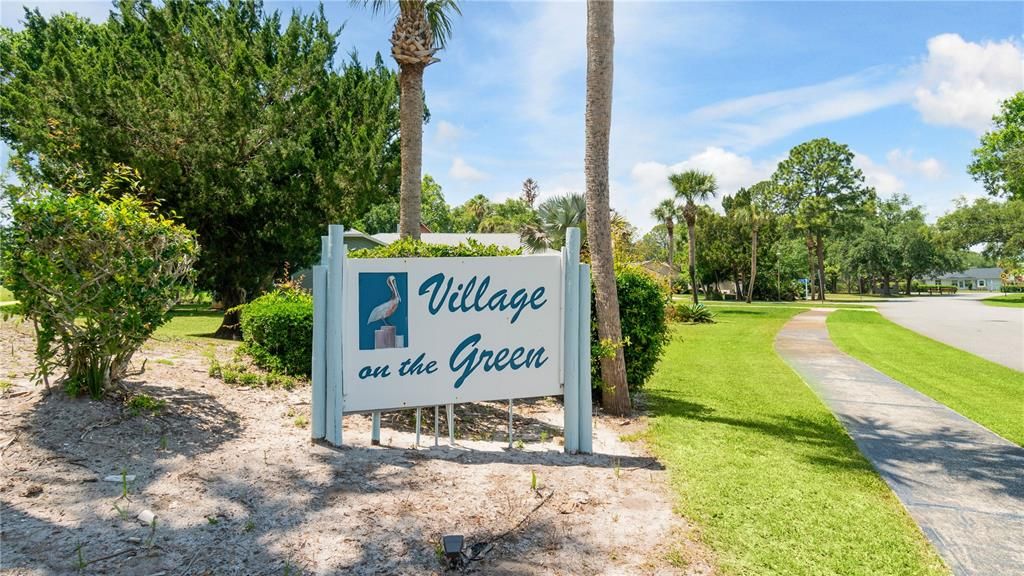 For Sale: $379,900 (3 beds, 3 baths, 2079 Square Feet)