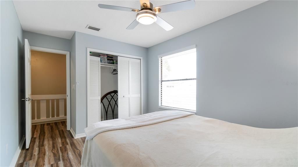For Sale: $379,900 (3 beds, 3 baths, 2079 Square Feet)