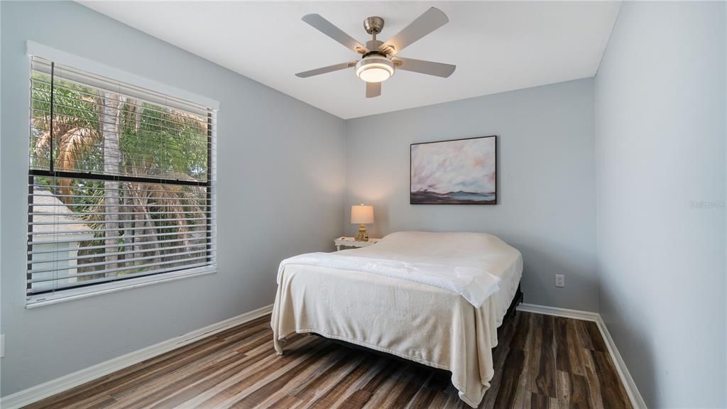 For Sale: $379,900 (3 beds, 3 baths, 2079 Square Feet)