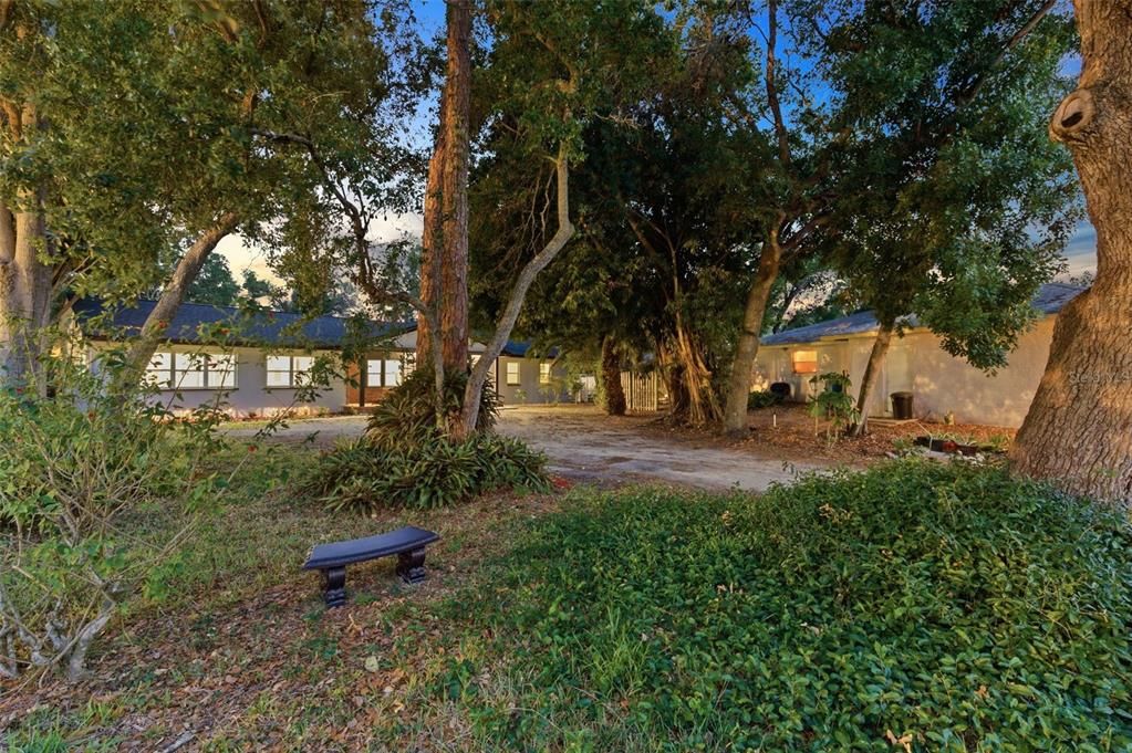 En Venta: $615,000 (5 camas, 3 baños, 2284 Pies cuadrados)
