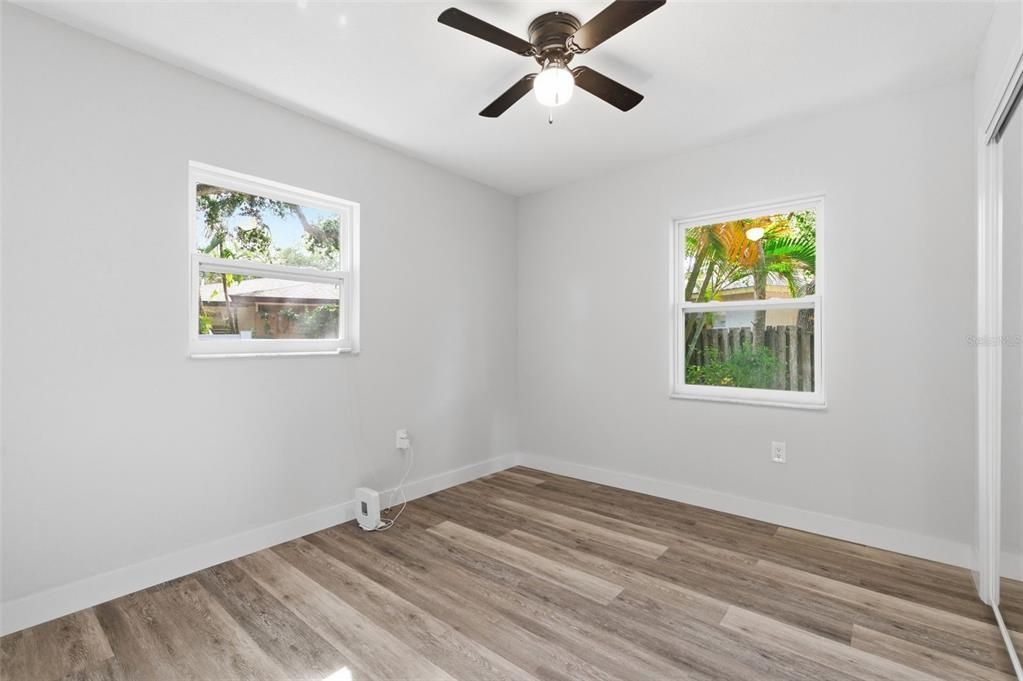 En Venta: $615,000 (5 camas, 3 baños, 2284 Pies cuadrados)