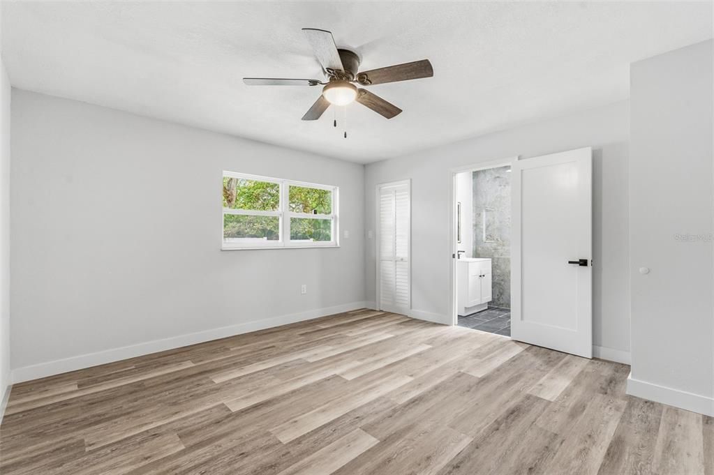 En Venta: $615,000 (5 camas, 3 baños, 2284 Pies cuadrados)