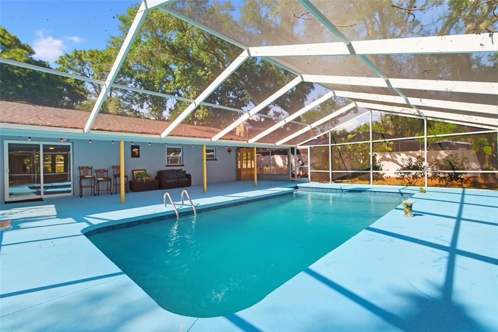 En Venta: $615,000 (5 camas, 3 baños, 2284 Pies cuadrados)
