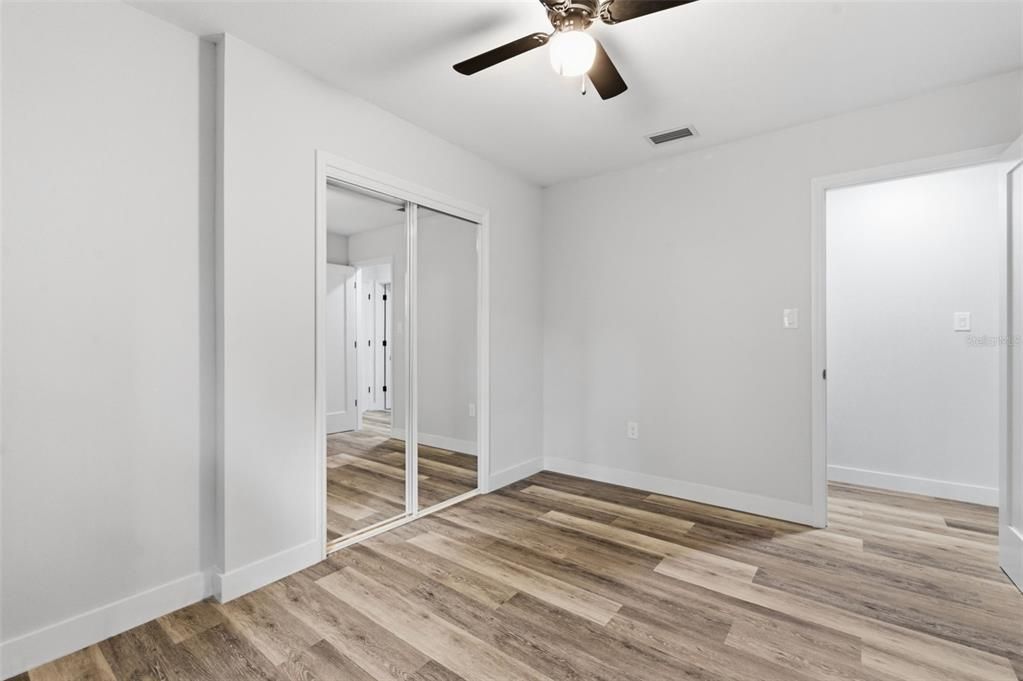 En Venta: $615,000 (5 camas, 3 baños, 2284 Pies cuadrados)