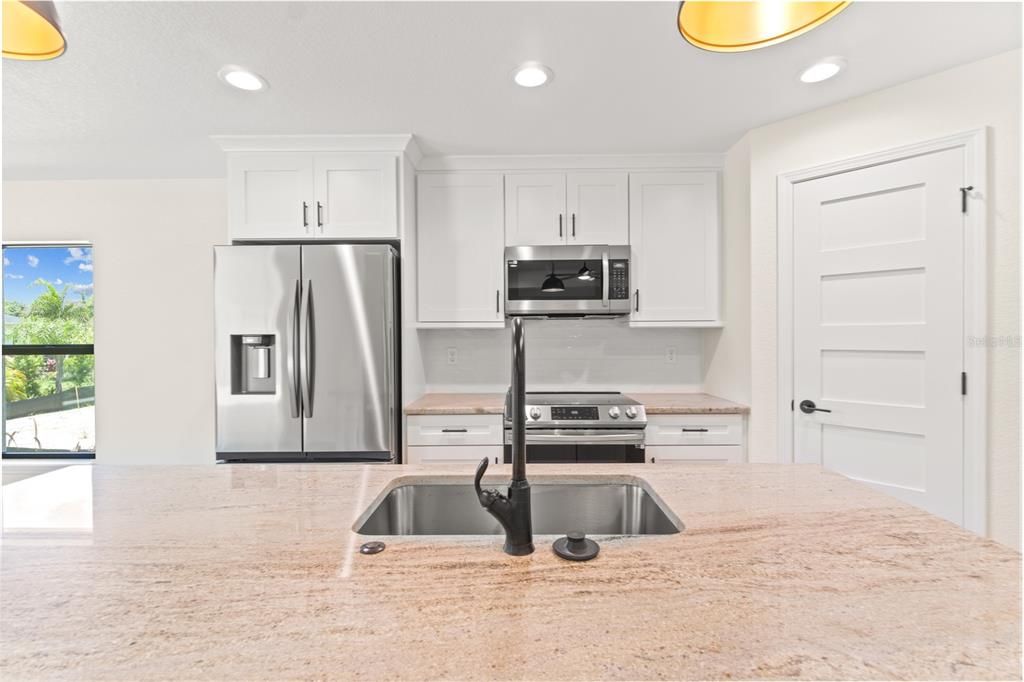 Active With Contract: $455,000 (3 beds, 2 baths, 1752 Square Feet)
