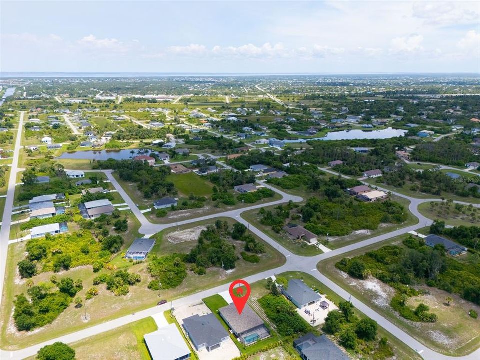 Active With Contract: $455,000 (3 beds, 2 baths, 1752 Square Feet)