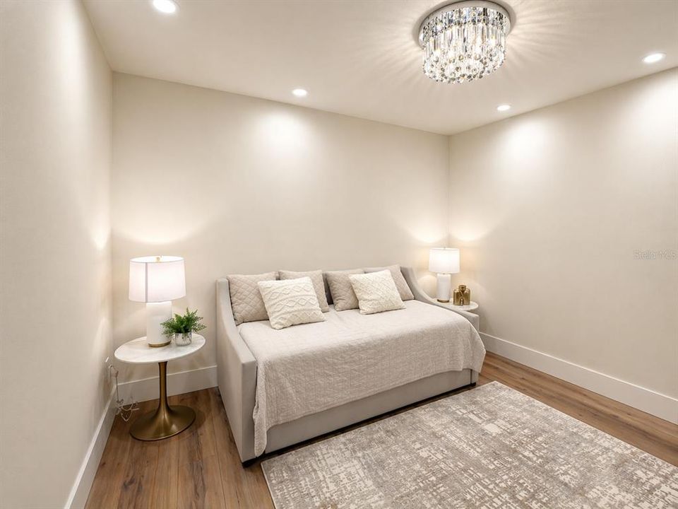 Active With Contract: $1,650,000 (5 beds, 5 baths, 4329 Square Feet)
