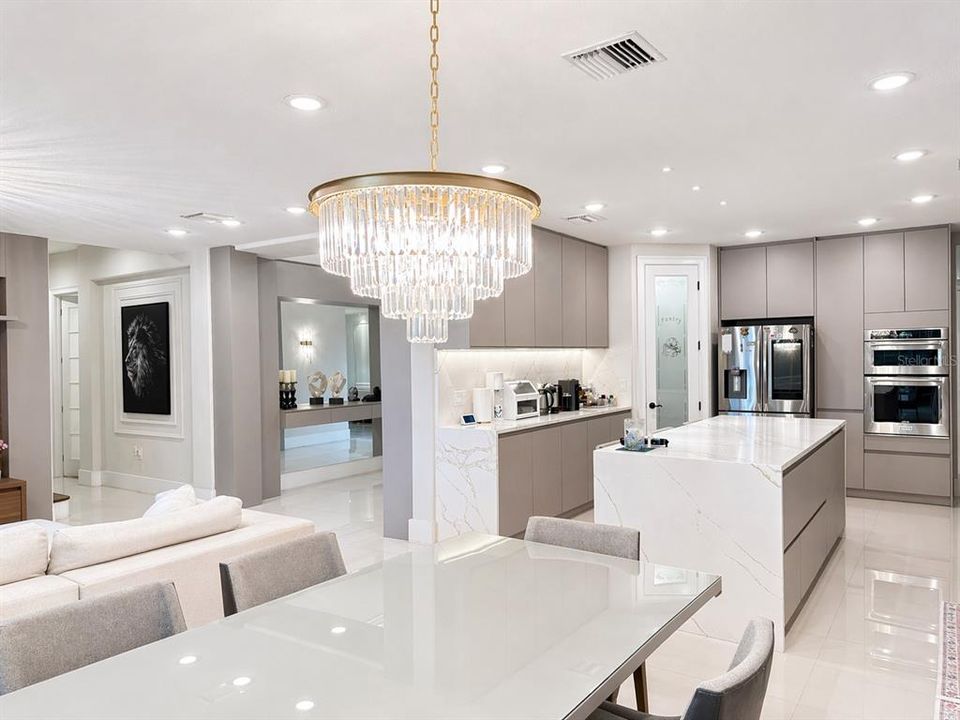 Active With Contract: $1,650,000 (5 beds, 5 baths, 4329 Square Feet)