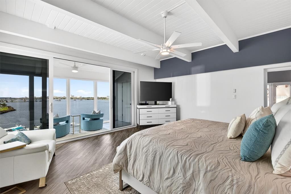 For Sale: $1,350,000 (3 beds, 3 baths, 2822 Square Feet)