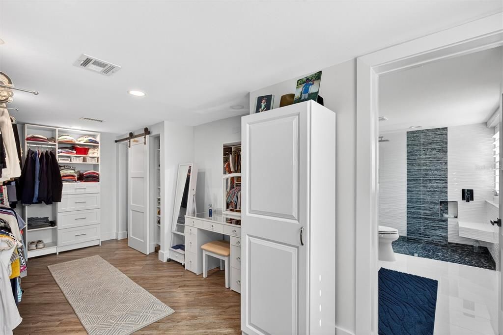 For Sale: $1,350,000 (3 beds, 3 baths, 2822 Square Feet)