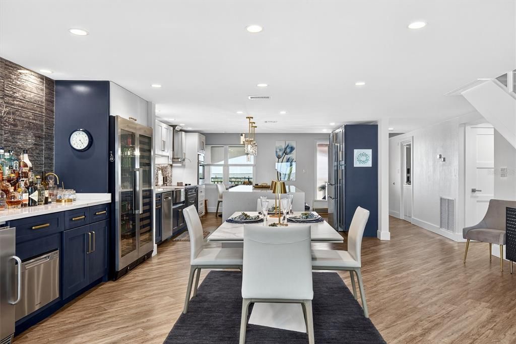 For Sale: $1,350,000 (3 beds, 3 baths, 2822 Square Feet)