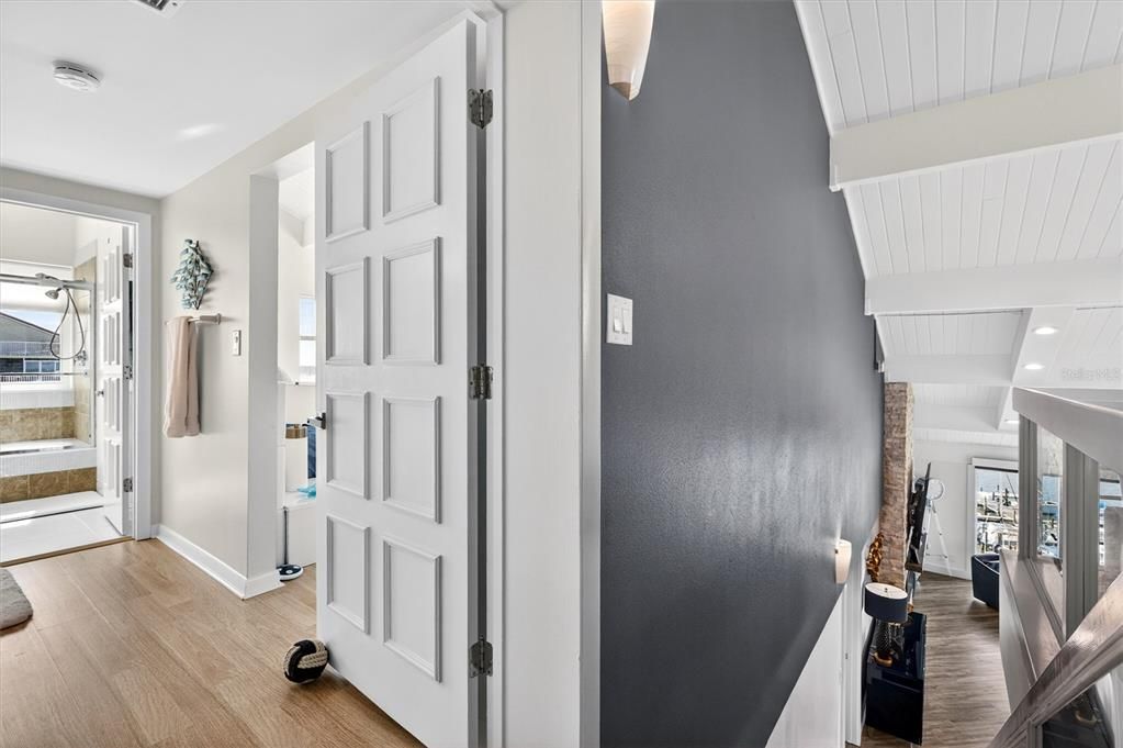 For Sale: $1,350,000 (3 beds, 3 baths, 2822 Square Feet)