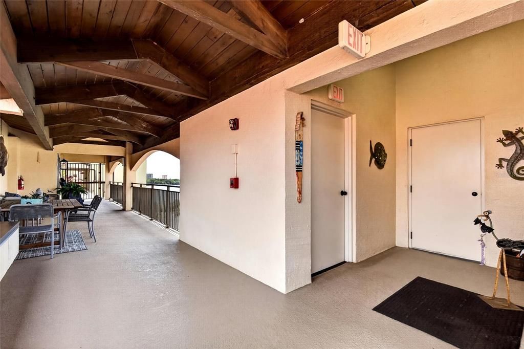 For Sale: $1,350,000 (3 beds, 3 baths, 2822 Square Feet)