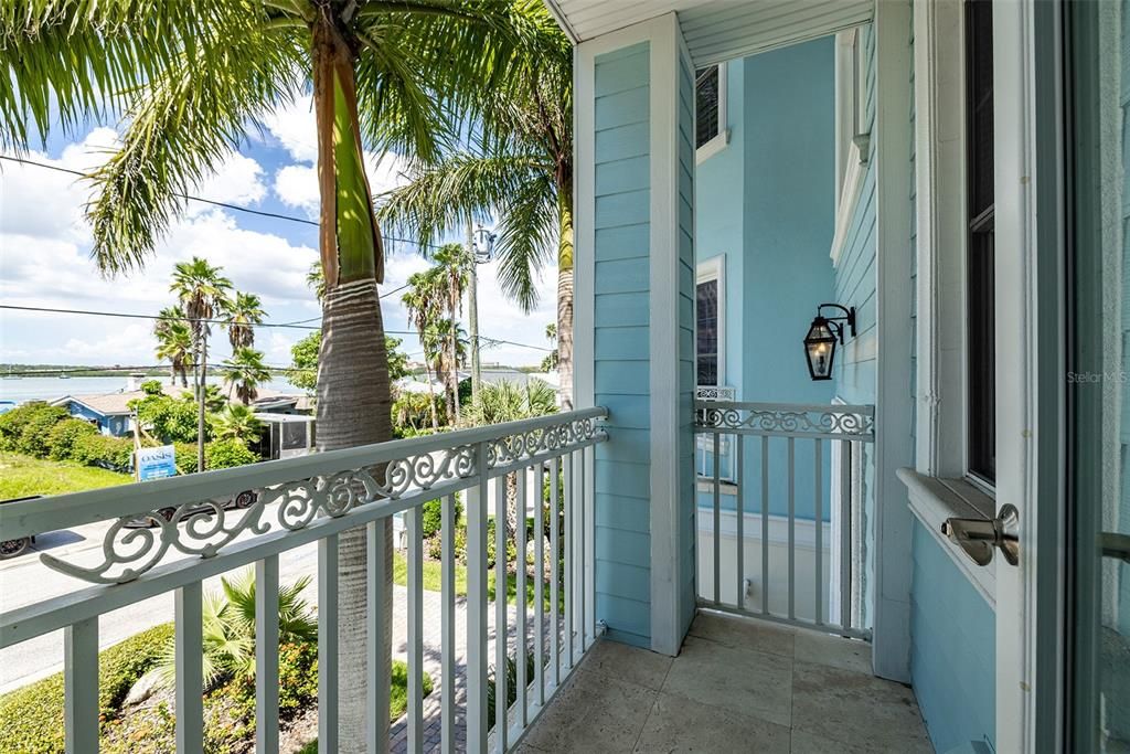 For Rent: $11,000 (4 beds, 5 baths, 3088 Square Feet)