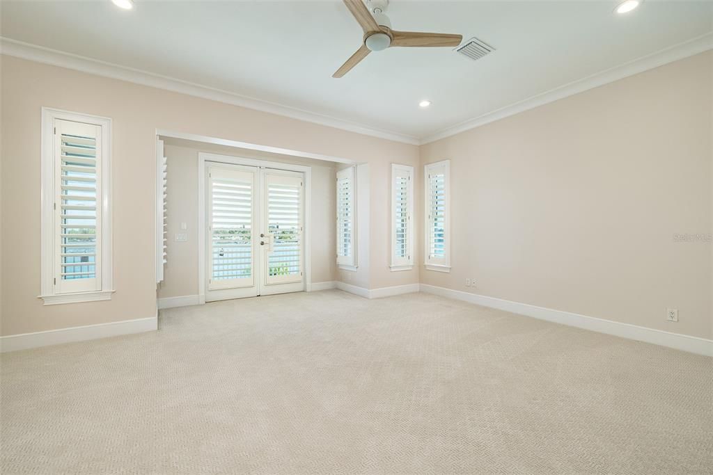 For Rent: $11,000 (4 beds, 5 baths, 3088 Square Feet)