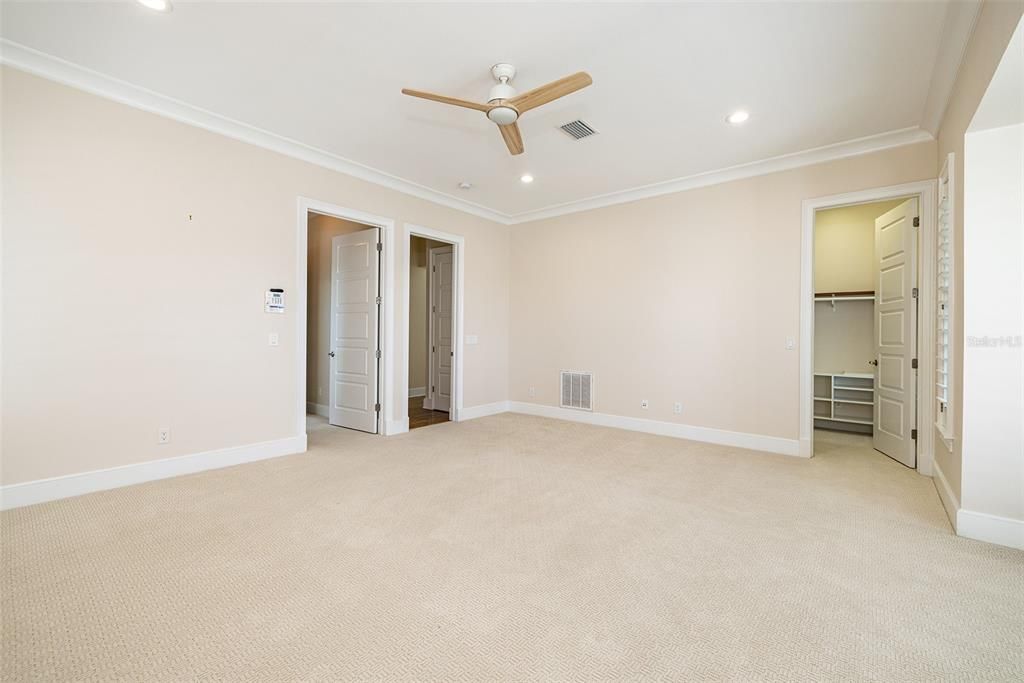 For Rent: $11,000 (4 beds, 5 baths, 3088 Square Feet)