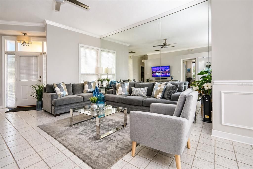 For Rent: $3,490 (3 beds, 2 baths, 1821 Square Feet)