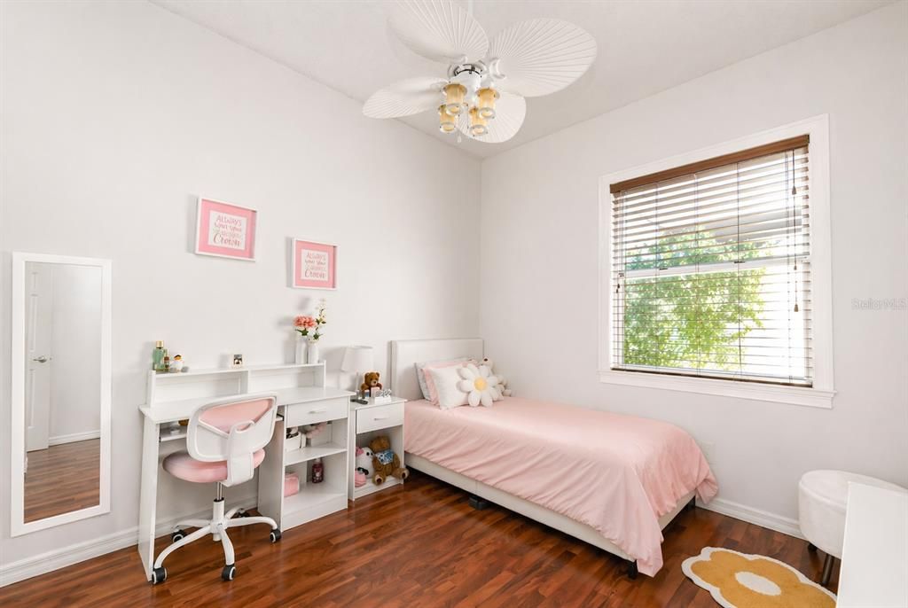 For Rent: $3,490 (3 beds, 2 baths, 1821 Square Feet)