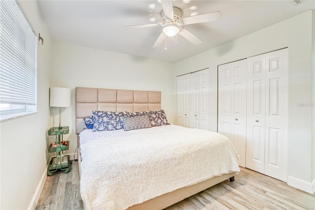 For Rent: $3,200 (4 beds, 1 baths, 1197 Square Feet)
