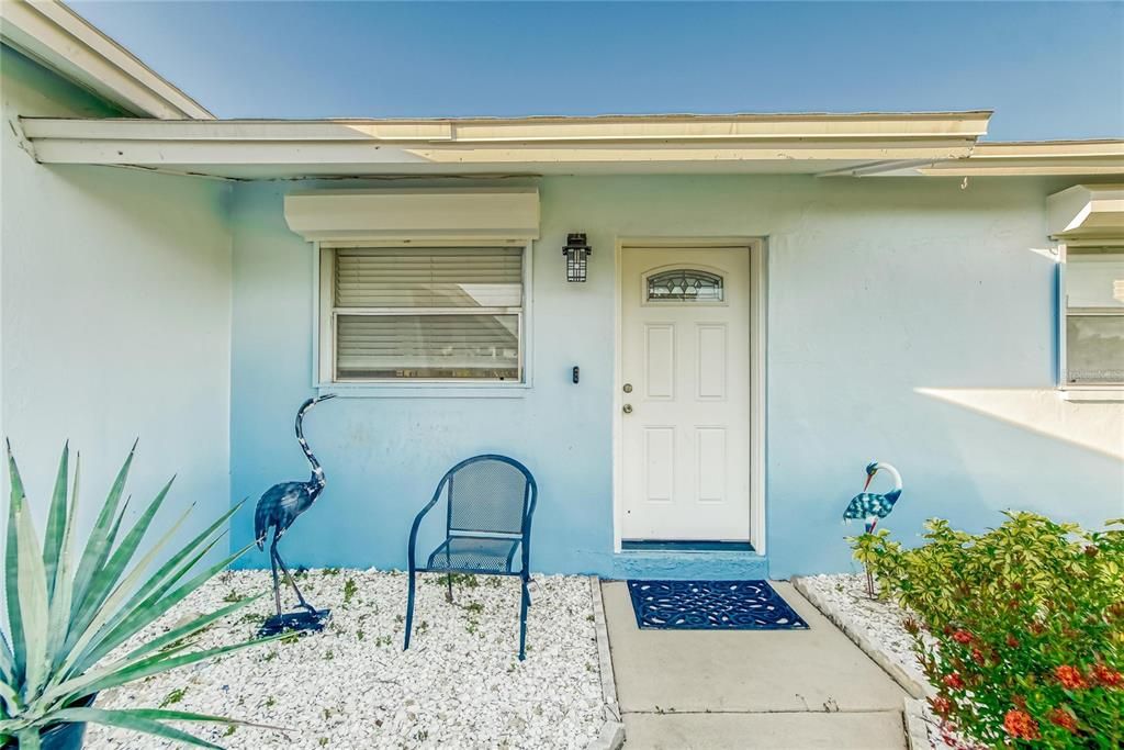 For Rent: $3,200 (4 beds, 1 baths, 1197 Square Feet)