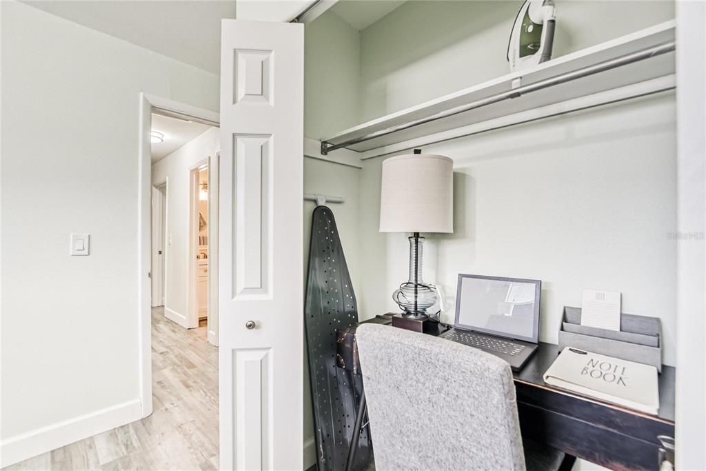 For Rent: $3,200 (4 beds, 1 baths, 1197 Square Feet)