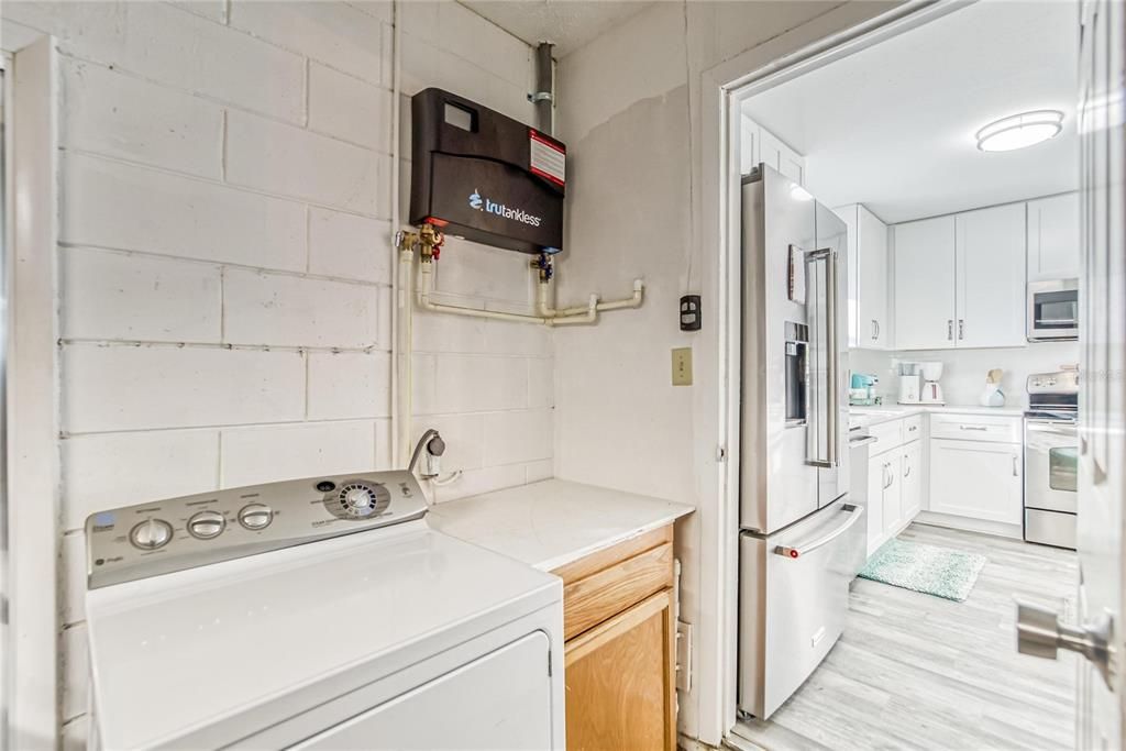For Rent: $3,200 (4 beds, 1 baths, 1197 Square Feet)