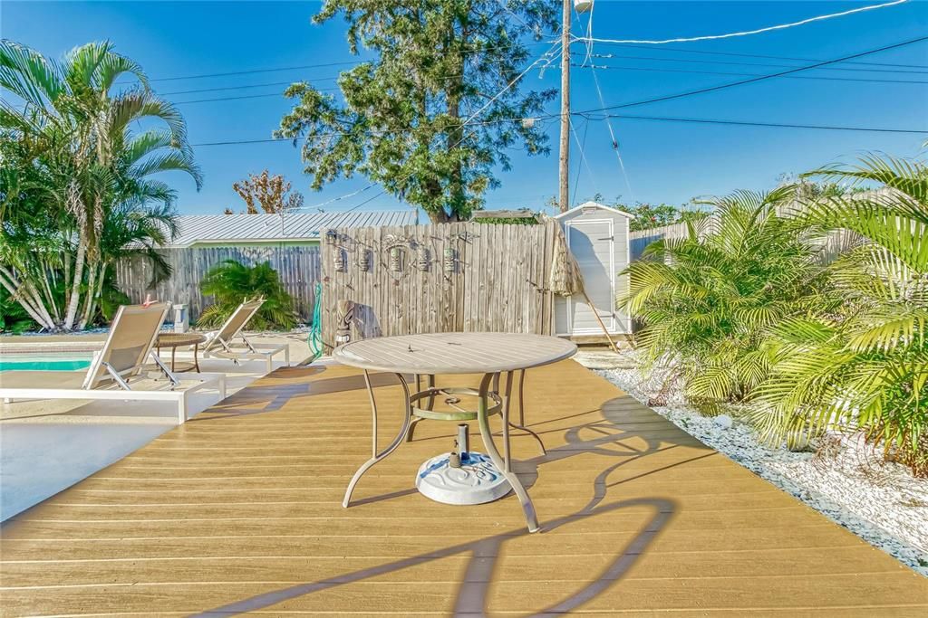 For Rent: $3,200 (4 beds, 1 baths, 1197 Square Feet)