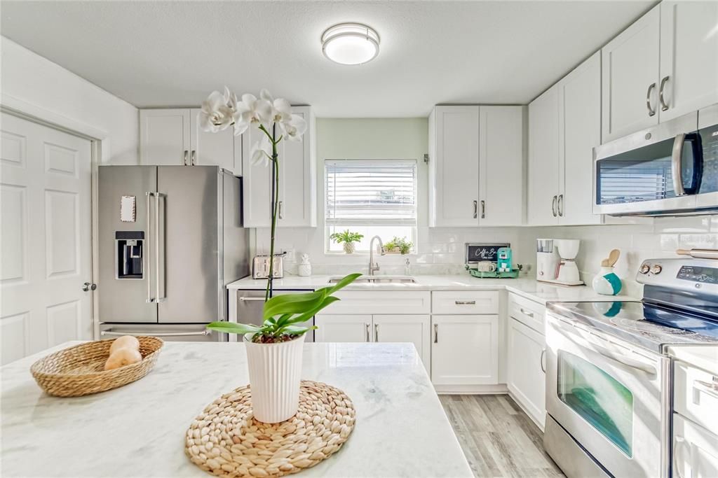 For Rent: $3,200 (4 beds, 1 baths, 1197 Square Feet)