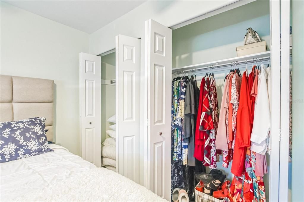 For Rent: $3,200 (4 beds, 1 baths, 1197 Square Feet)