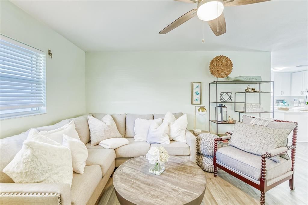 For Rent: $3,200 (4 beds, 1 baths, 1197 Square Feet)