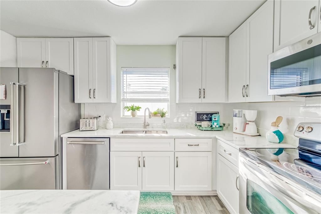 For Rent: $3,200 (4 beds, 1 baths, 1197 Square Feet)