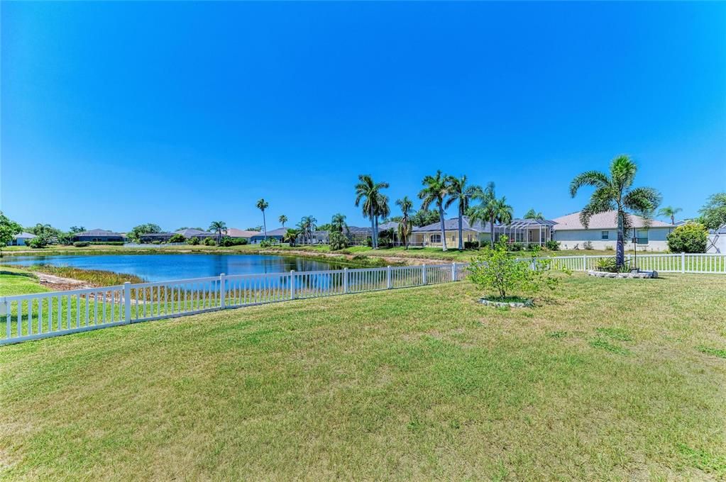 Activo con contrato: $440,000 (4 camas, 3 baños, 2377 Pies cuadrados)