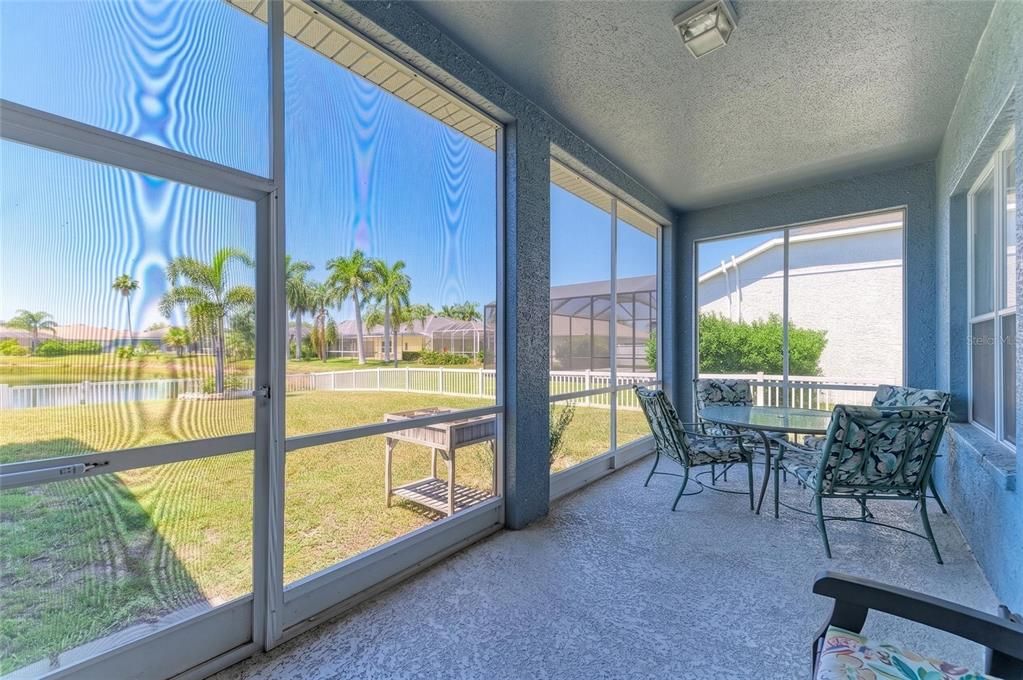 Activo con contrato: $440,000 (4 camas, 3 baños, 2377 Pies cuadrados)