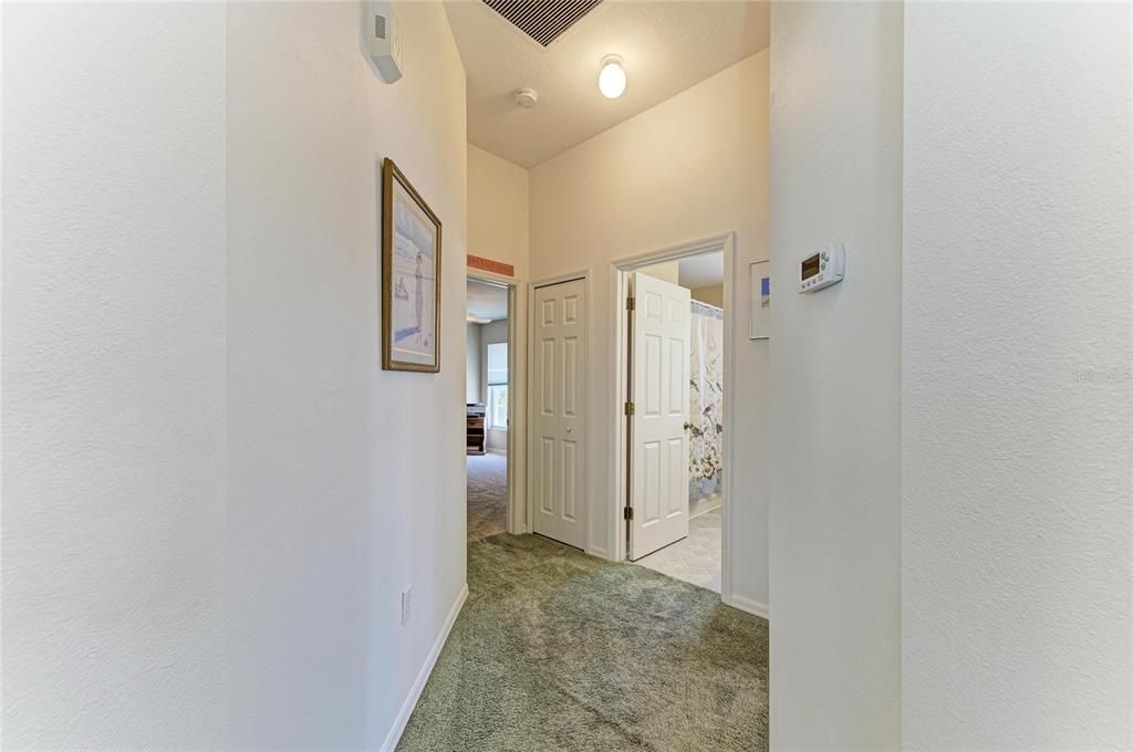 Activo con contrato: $440,000 (4 camas, 3 baños, 2377 Pies cuadrados)