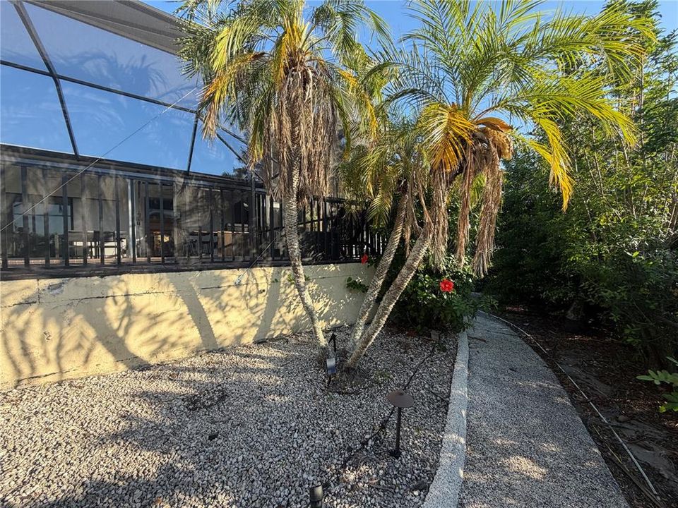 For Rent: $4,599 (3 beds, 2 baths, 2180 Square Feet)