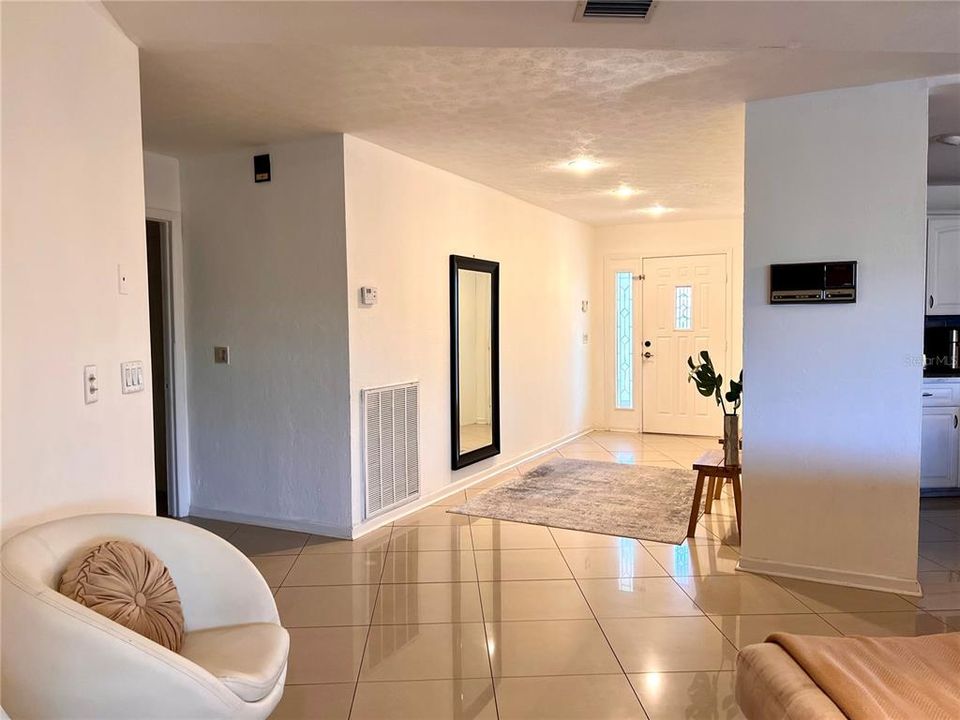 For Rent: $4,599 (3 beds, 2 baths, 2180 Square Feet)