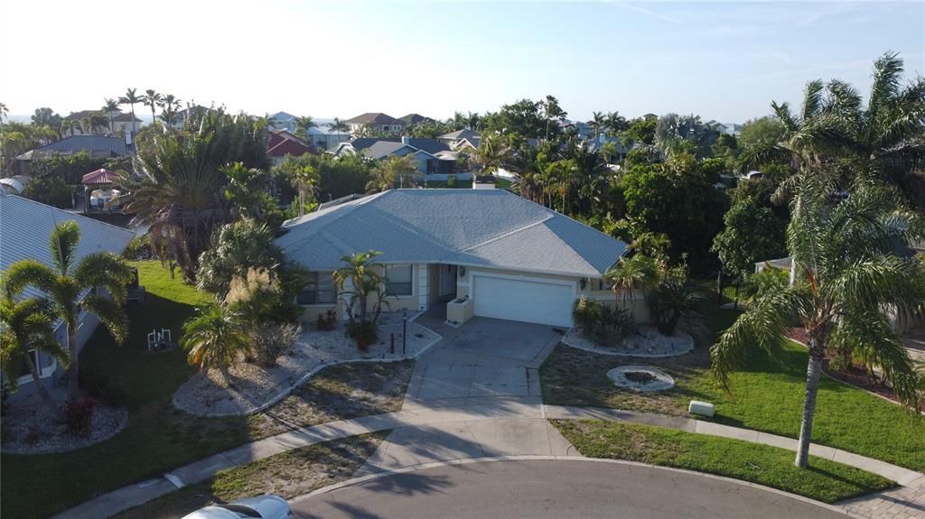 For Rent: $4,599 (3 beds, 2 baths, 2180 Square Feet)
