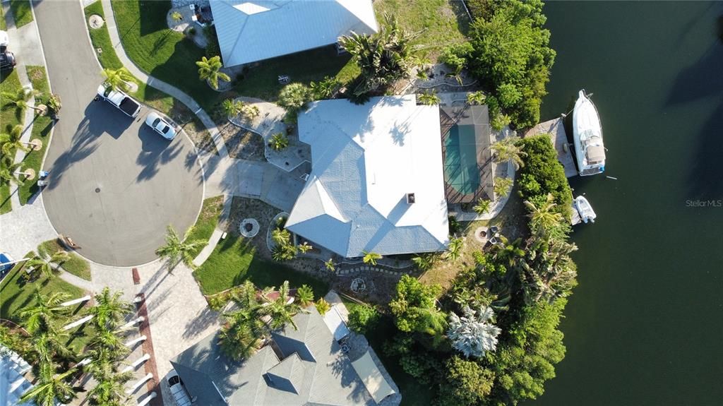 For Rent: $4,599 (3 beds, 2 baths, 2180 Square Feet)