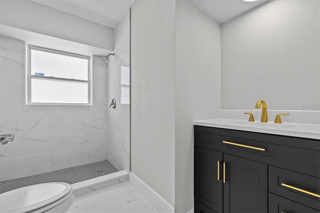 В аренду: $2,500 (2 спален, 1 ванн, 1196 Квадратных фут)