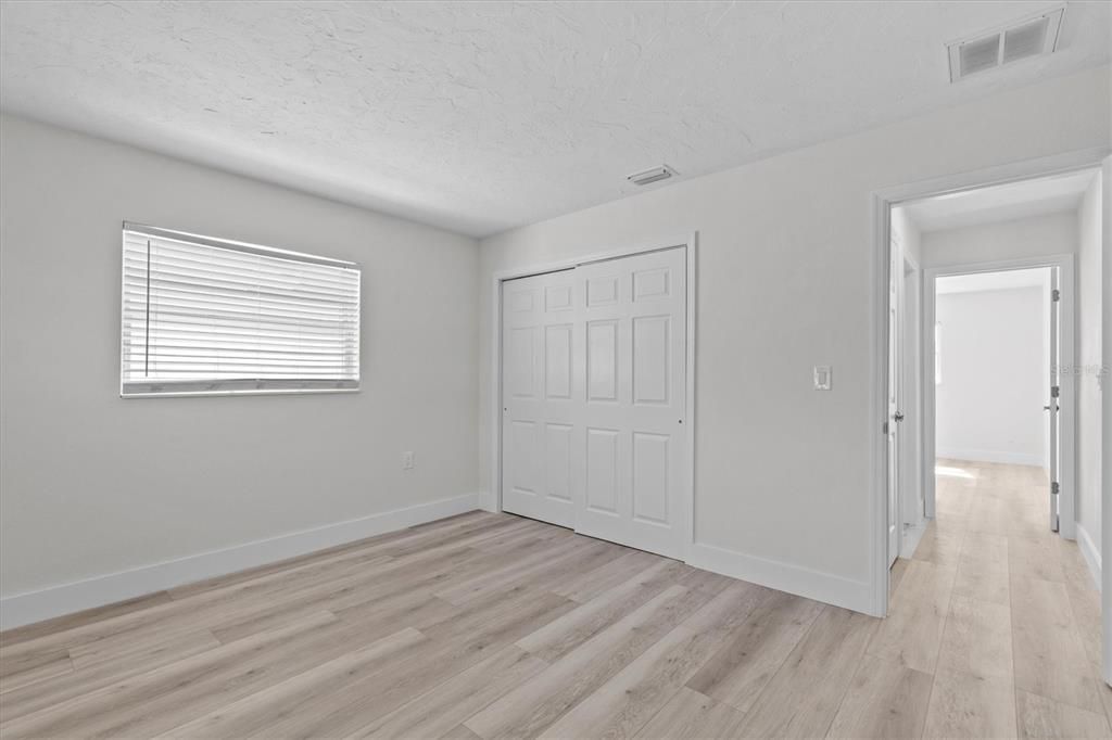 В аренду: $2,500 (2 спален, 1 ванн, 1196 Квадратных фут)