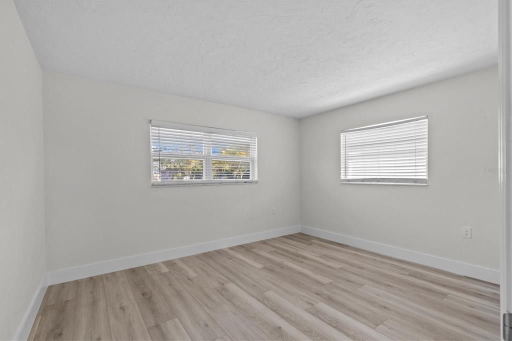 В аренду: $2,500 (2 спален, 1 ванн, 1196 Квадратных фут)
