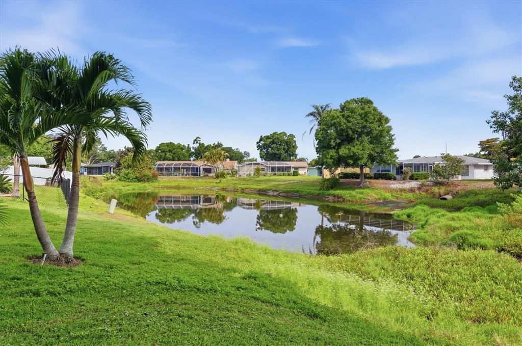 For Sale: $299,000 (2 beds, 2 baths, 1246 Square Feet)