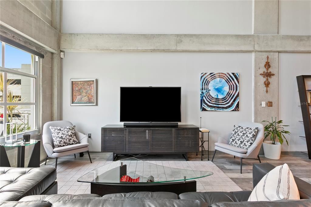 For Sale: $795,000 (1 beds, 2 baths, 1523 Square Feet)