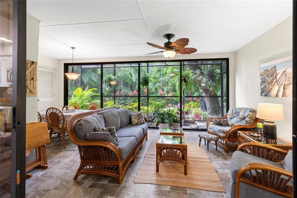 Activo con contrato: $169,900 (2 camas, 2 baños, 1224 Pies cuadrados)