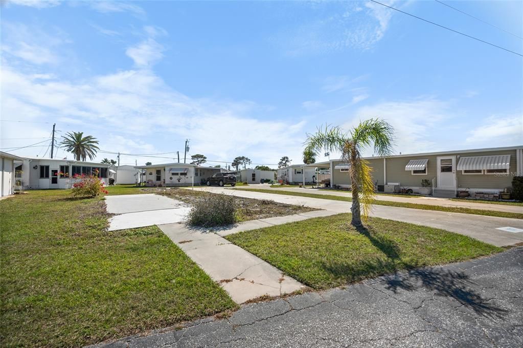 En Venta: $23,400 (0.09 acres)