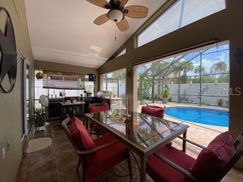 For Sale: $440,000 (3 beds, 2 baths, 1843 Square Feet)