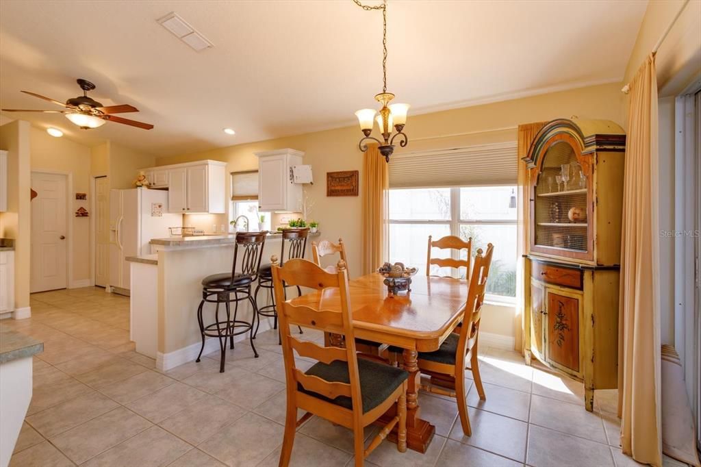 For Sale: $440,000 (3 beds, 2 baths, 1843 Square Feet)