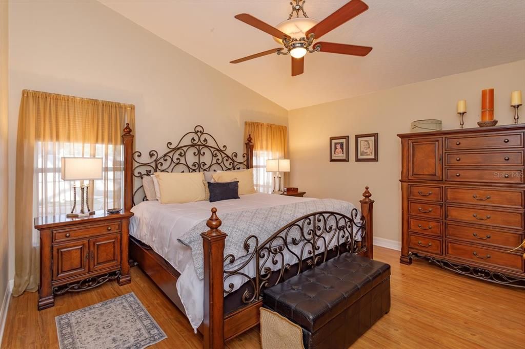 For Sale: $440,000 (3 beds, 2 baths, 1843 Square Feet)
