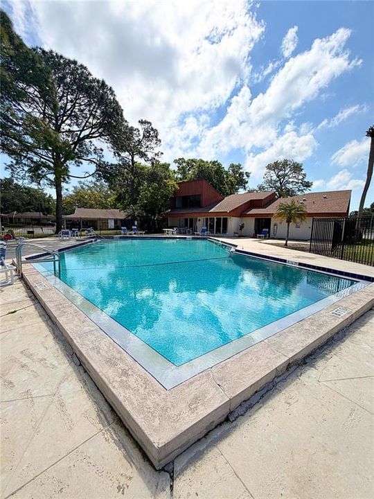 En Renta: $2,400 (4 camas, 2 baños, 1585 Pies cuadrados)